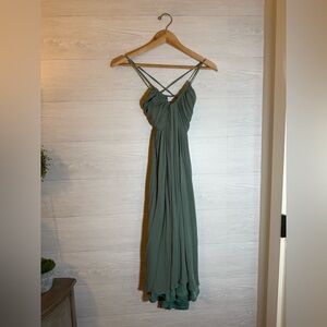 Selfie Leslie - Sage Dress